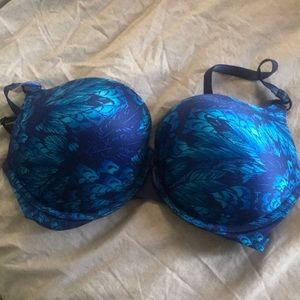 VS Miraculous Plunge Bra